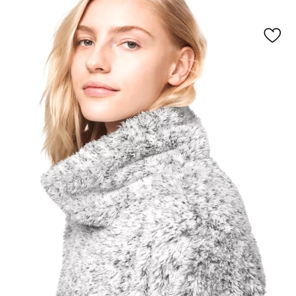 Lululemon Warm Restore Pullover Sherpa - Heathered White - Picture 3 of 8